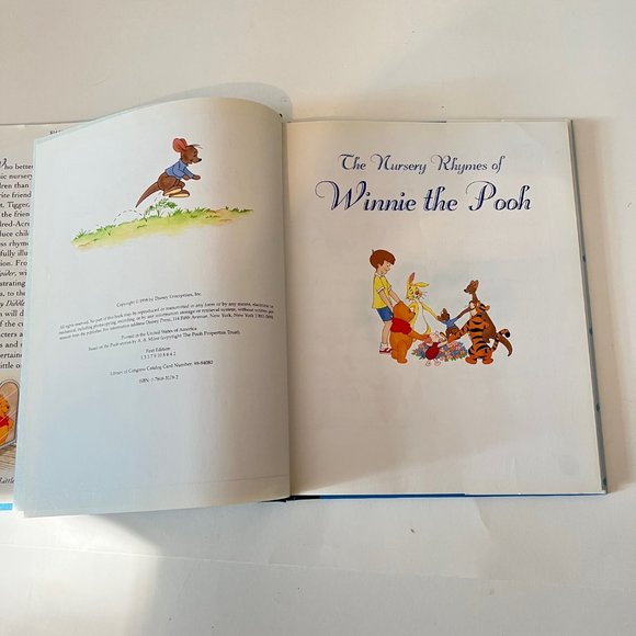 Classic Disney's Winnie the Pooh:Easy-to-Read Stories & Nursery Rhymes Hardcover - Picture 5 of 16
